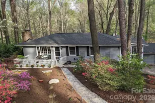 19 Springwood Dr, Asheville, NC 28805 - Photo 2