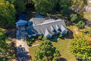 2545 Les Ln, Denver, NC 28037 - Photo 2