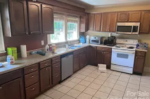 115 Bethel St, Morganton, NC 28655 - Photo 6
