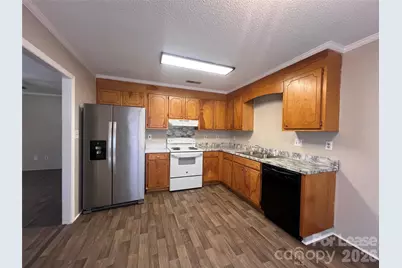 313 E Washington Avenue #A, Bessemer City, NC 28016 - Photo 4