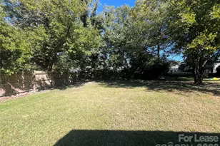 313 E Washington Ave, Bessemer City, NC 28016 - Photo 12
