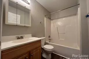 2013 Grandhaven Dr, Mount Holly, NC 28120 - Photo 8