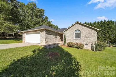 1256 Willow Drive, Morganton, NC 28655 - Photo 2