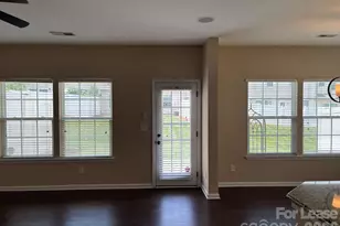 16324 Magnolia Woods Ln, Charlotte, NC 28277 - Photo 6