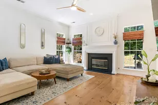 4415 Highcroft Ln, Charlotte, NC 28269 - Photo 6