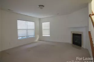 11701 Village Pond Dr, Charlotte, NC 28278 - Photo 8