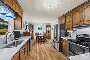 106 Misty Ln, Kings Mountain, NC 28086 - Photo 4