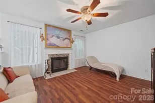 1277 Winding Path Rd, Lake Wylie, SC 29710 - Photo 2