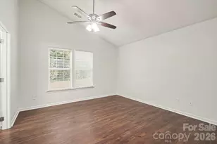 4609 Avalon Forest Ln, Charlotte, NC 28269 - Photo 18