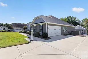 245 Glenwood Dr, Oakboro, NC 28129 - Photo 4