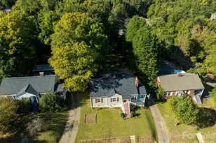 1068 14th Ave, Hickory, NC 28601 - Photo 10