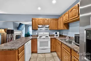 1068 14th Ave, Hickory, NC 28601 - Photo 28