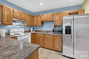 1068 14th Ave, Hickory, NC 28601 - Photo 26