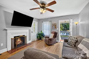 1068 14th Ave, Hickory, NC 28601 - Photo 24