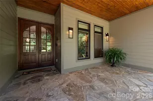 945 Somersby Park, Hendersonville, NC 28739 - Photo 2