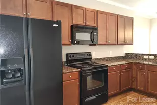 500 Village Park Dr, Belmont, NC 28012 - Photo 4
