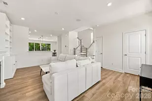 2526 Magnolia Blossom Wy, Charlotte, NC 28211 - Photo 20