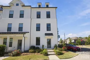 2526 Magnolia Blossom Wy, Charlotte, NC 28211 - Photo 1
