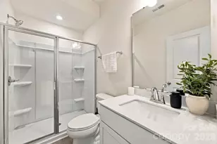 2526 Magnolia Blossom Wy, Charlotte, NC 28211 - Photo 4