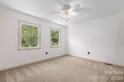 3675 10th Street None, Hickory, NC 28601 - Photo 20