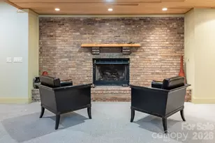 190 Ridgeview Dr, Hendersonville, NC 28792 - Photo 28