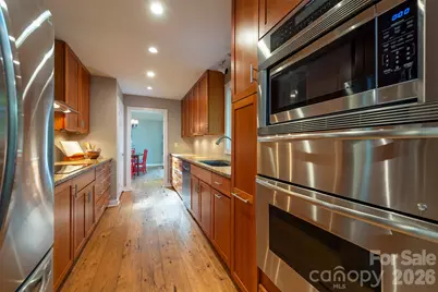 190 Ridgeview Drive, Hendersonville, NC 28792 - Photo 12