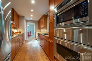 190 Ridgeview Dr, Hendersonville, NC 28792 - Photo 12