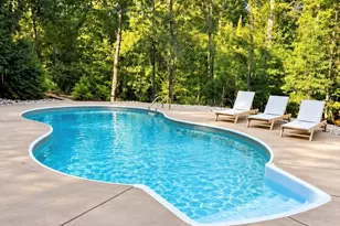7122 Rothmore St, Charlotte, NC 28215 - Photo 2