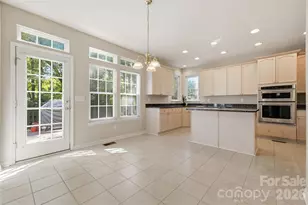 6211 Chavel Ln, Charlotte, NC 28269 - Photo 18