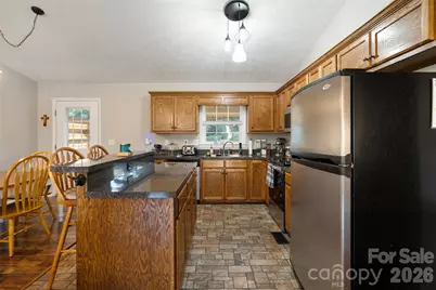 1500 Ivy Lane, Valdese, NC 28690 - Photo 8