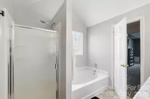 623 Finborough Ct, Charlotte, NC 28214 - Photo 6