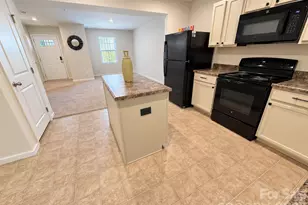 5356 Austin Knoll Ct, Charlotte, NC 28269 - Photo 10