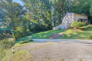 177 Forest Dr, Clyde, NC 28721 - Photo 24