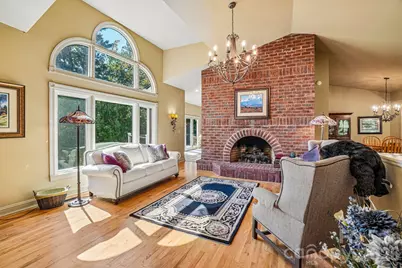 239 Bearwallow Mountain Road, Hendersonville, NC 28792 - Photo 4