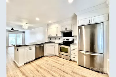 10132 Reindeer Way Lane, Charlotte, NC 28216 - Photo 6