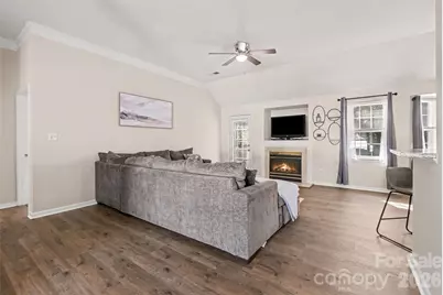 11609 Long Forest Drive, Charlotte, NC 28269 - Photo 6