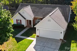 11609 Long Forest Dr, Charlotte, NC 28269 - Photo 32