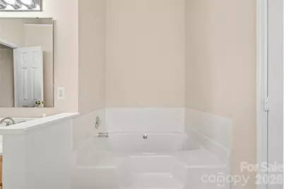 11609 Long Forest Drive, Charlotte, NC 28269 - Photo 18