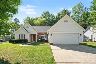11609 Long Forest Dr, Charlotte, NC 28269 - Photo 1
