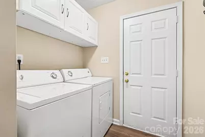 11609 Long Forest Drive, Charlotte, NC 28269 - Photo 24