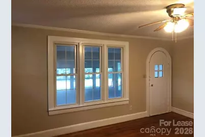 406 5th Street W, Gastonia, NC 28052 - Photo 2