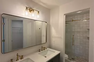 2512 Cranbrook Ln, Charlotte, NC 28207 - Photo 10