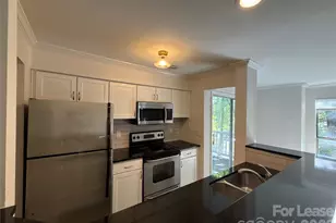 2512 Cranbrook Ln, Charlotte, NC 28207 - Photo 6