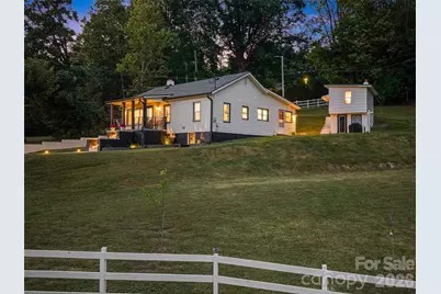 24 Blessing Way, Burnsville, NC 28714 - Photo 2