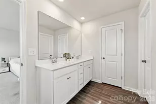 12732 Wandering Brook Dr, Charlotte, NC 28273 - Photo 24