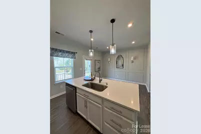 10840 Overlook Mountain Drive, Charlotte, NC 28216 - Photo 12