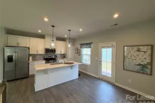 10840 Overlook Mountain Dr, Charlotte, NC 28216 - Photo 8