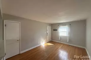 2623 Vail Ave, Charlotte, NC 28207 - Photo 2