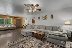 181 Seven Spgs Rd, Whittier, NC 28789 - Photo 24