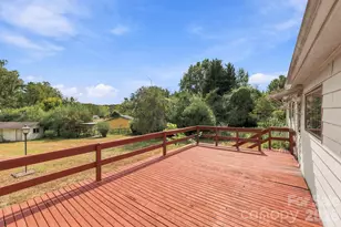 648 Crystal Dr, Hendersonville, NC 28791 - Photo 26